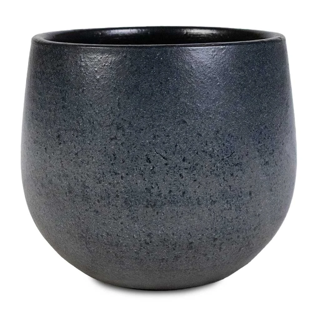 Esra Plant Pot - Graphite 6 Esra Plant Pot - Graphite - Image 4