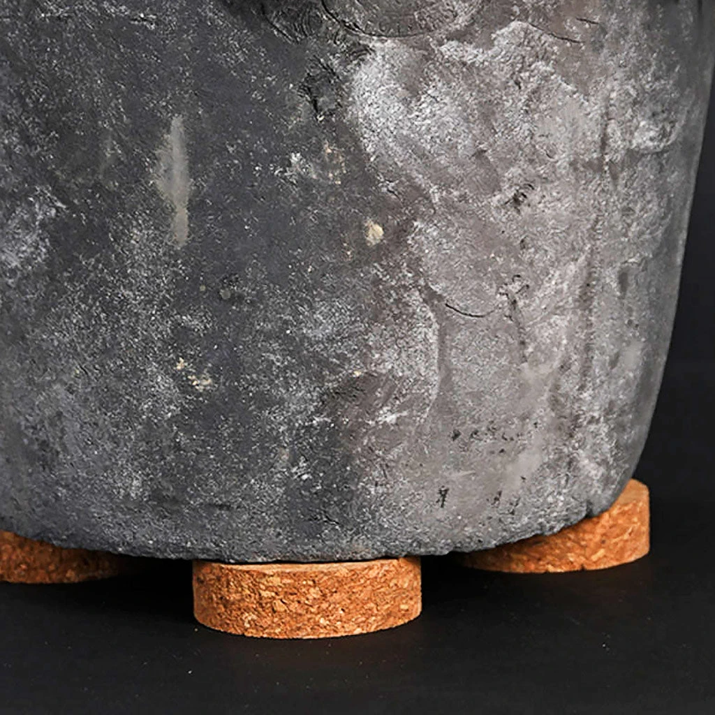 Plant Pot Feet - Set Of 4 - Cork 4 Plant Pot Feet - Set Of 4 - Cork - Image 2