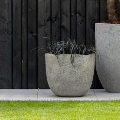 Russell Mountain Planter - Granite Grey 13 Russell Mountain Planter - Granite Grey -Plant Promotion Store Russell Mountain Planter Granite Grey Lifestyle 1